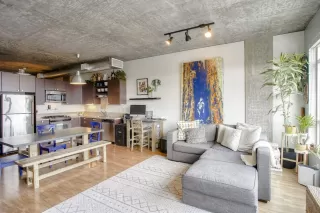 Photo #4: 20003959 Listing