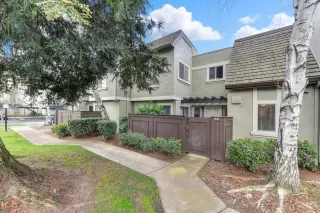 Photo #1: 20004207 Listing