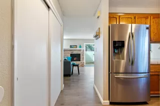 Photo #3: 20004433 Listing