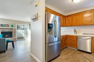 Photo #4: 20004433 Listing