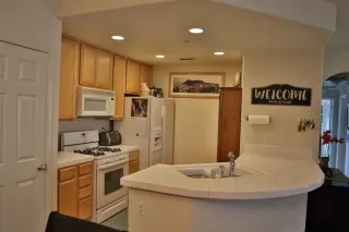 Photo #2: 20004752 Listing