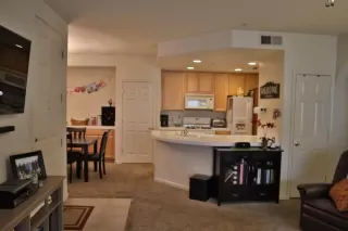 Photo #5: 20004752 Listing