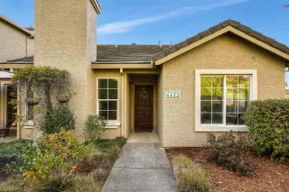 Photo #2: 20004888 Listing