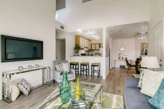 Photo #1: 20005108 Listing