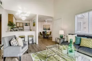 Photo #3: 20005108 Listing