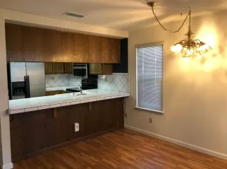 Photo #6: 20005171 Listing