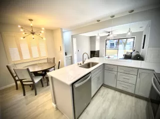 Photo #6: 20005186 Listing
