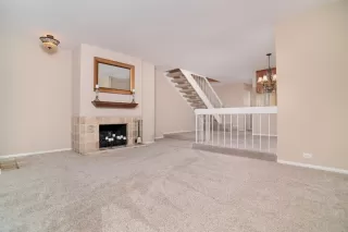 Photo #6: 20005408 Listing