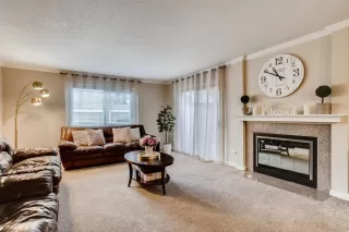 Photo #2: 20005463 Listing