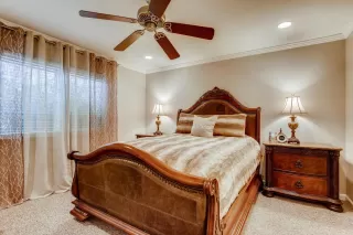 Photo #6: 20005463 Listing