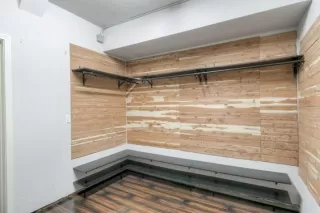 Photo #6: 20005595 Listing