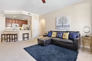 Photo #3: 20005760 Listing