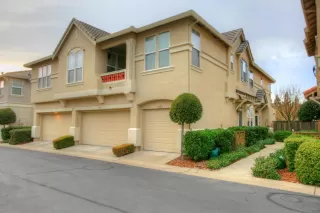 Photo #1: 20005903 Listing