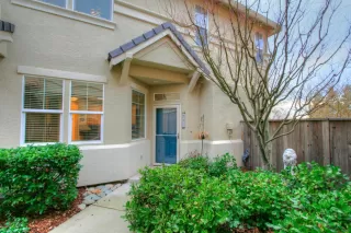 Photo #2: 20005903 Listing