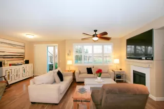 Photo #4: 20005903 Listing