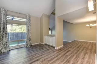 Photo #6: 20005994 Listing