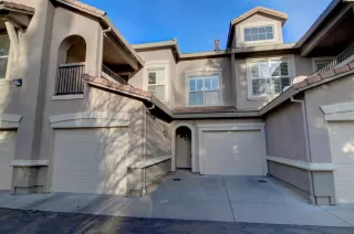 Photo #1: 20006039 Listing 