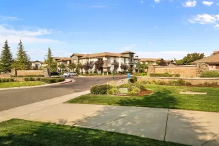 Photo #3: 20006253 Listing