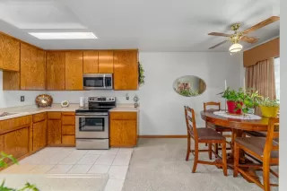 Photo #5: 20006273 Listing