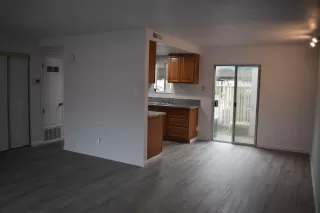 Photo #3: 20006826 Listing