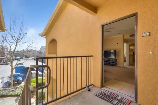 Photo #1: 20006829 Listing 