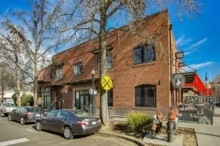 Photo #1: 20006973 Listing 
