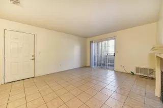 Photo #2: 20006974 Listing