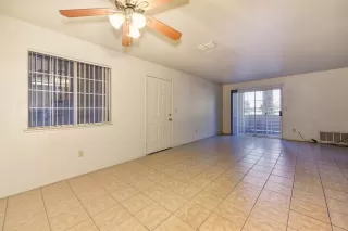 Photo #6: 20006974 Listing