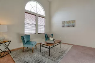 Photo #5: 20007245 Listing