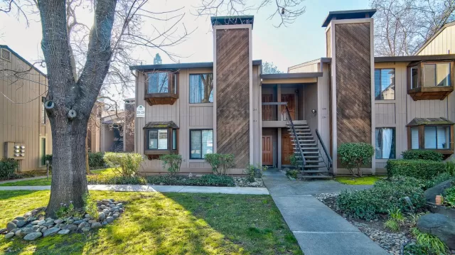 MLS: 20007286 Condo For Sale