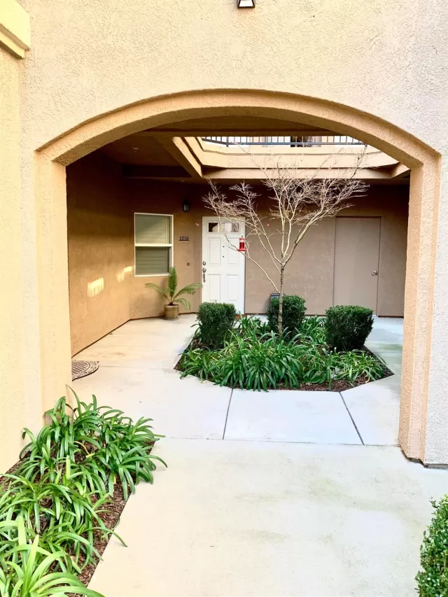 MLS: 20007306 Condo For Sale