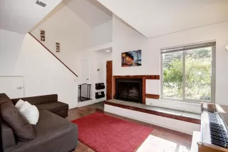 Photo #3: 20007381 Listing