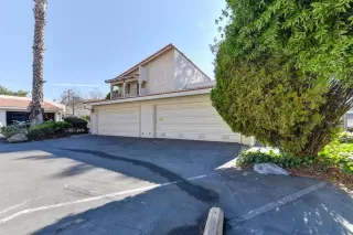 Photo #1: 20007422 Listing