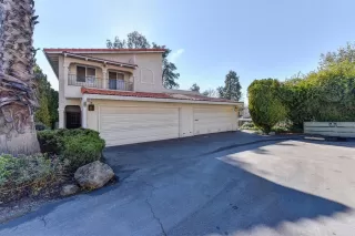 Photo #3: 20007422 Listing