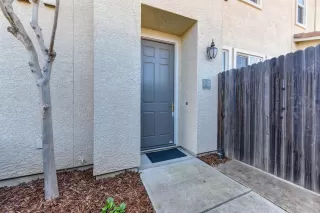 Photo #1: 20007456 Listing 