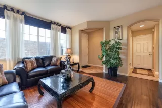 Photo #2: 20007456 Listing 