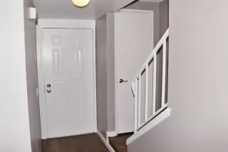 Photo #1: 20007626 Listing