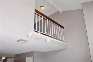 Photo #4: 20007626 Listing