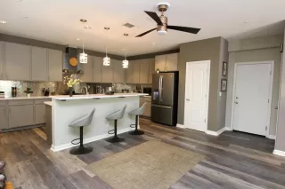 Photo #1: 20007812 Listing