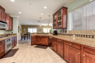 Photo #3: 20007997 Listing