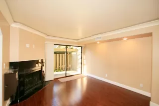 Photo #6: 20008195 Listing