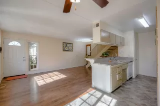 Photo #6: 20008371 Listing 