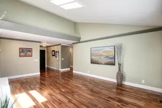 Photo #4: 20008473 Listing