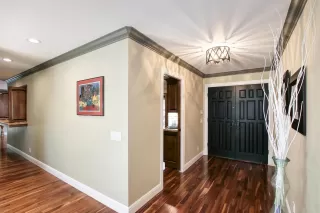 Photo #5: 20008473 Listing