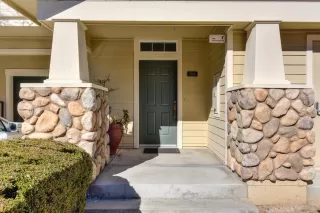 Photo #5: 20008479 Listing