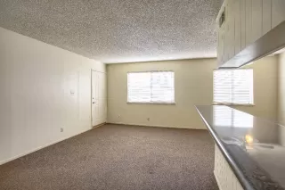 Photo #6: 20008487 Listing 