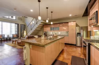 Photo #6: 20008578 Listing 