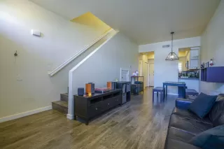 Photo #4: 20008690 Listing