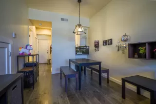 Photo #5: 20008690 Listing