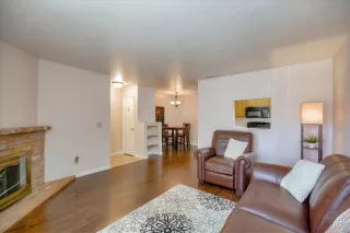 Photo #4: 20008840 Listing 